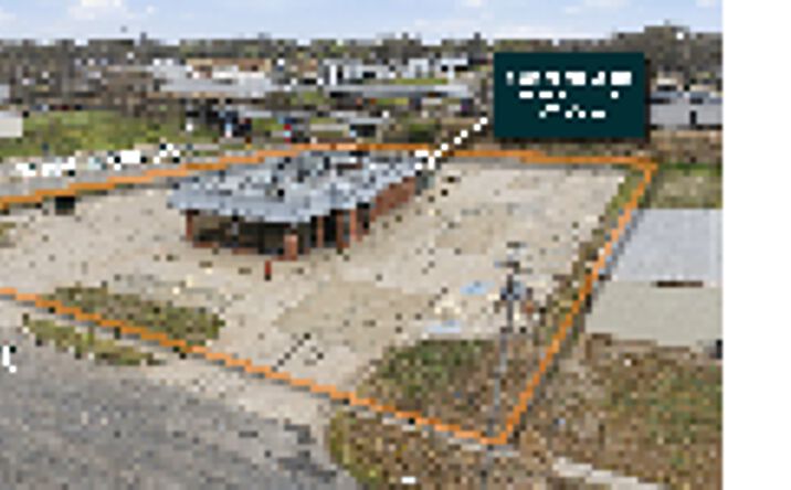 Pictures of Retail property located at 700 N 1st St, Ponca City, OK 74601 for sales - image #1