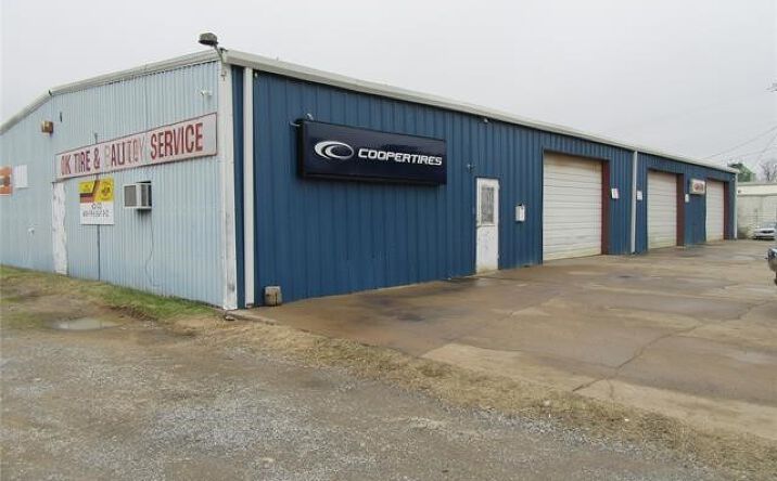 Pictures of Retail property located at 801 N 1st Street, McAlester, OK 74501 for sales - image #1