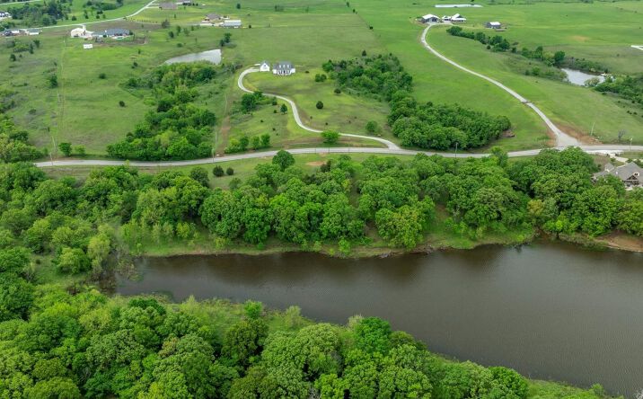 Pictures of Land property located at 397516 W 2700 Road, Ochelata, OK 74051 for sales - image #1
