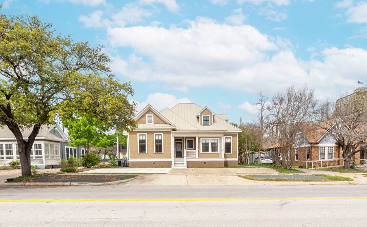 Pictures of Office property located at 602 W 13th St, Austin, TX 78701 for sales - image #1