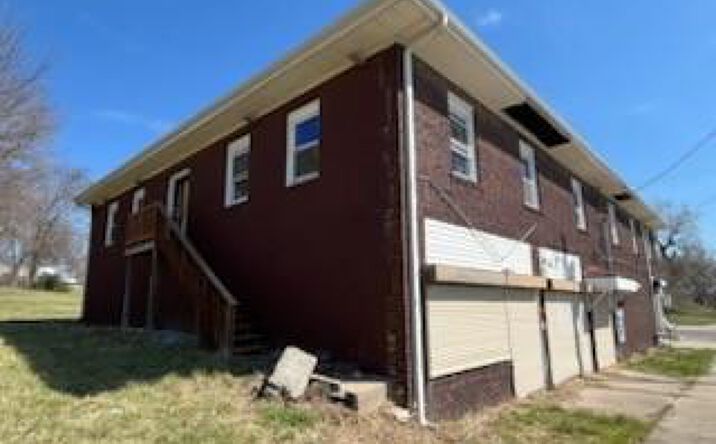 Pictures of Retail property located at 1306 Wood Avenue, Kansas City, KS 66104 for sales - image #1
