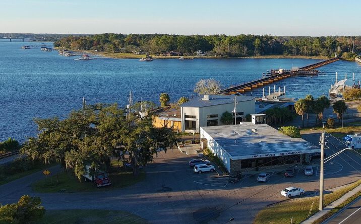 Pictures of Retail property located at 8074 N Main St, Jacksonville, FL 32208 for sales - image #1