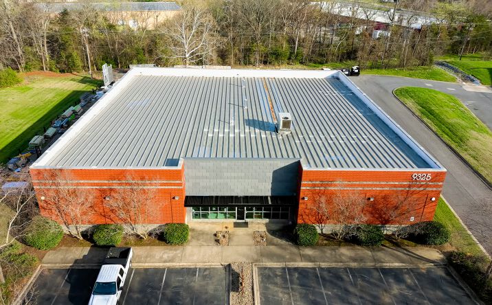 Pictures of Industrial property located at 9325 Forsyth Park Dr, Charlotte, NC 28273 for sales - image #1