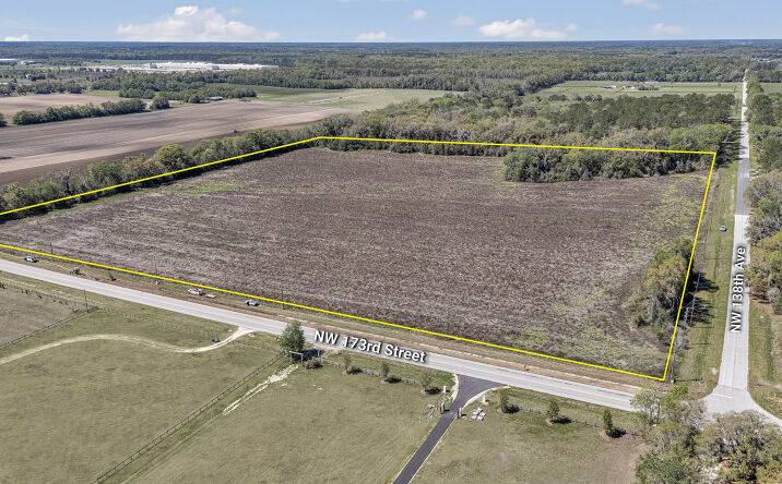 Pictures of Land property located at 13405 NW 173rd St, Alachua, FL 32615 for sales - image #1