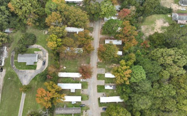 Pictures of Mobile Home Park property located at 426 S Pine St, Monticello, AR 71655 for sales - image #1