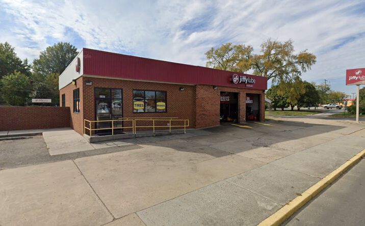 Pictures of Retail property located at 1107 Azalea Ave E, Richmond, VA 23227 for sales - image #1