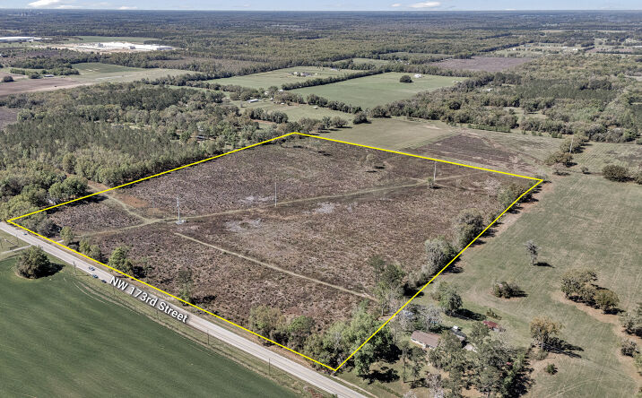 Pictures of Land property located at 14222 NW 173rd St, Alachua, FL 32615 for sales - image #1