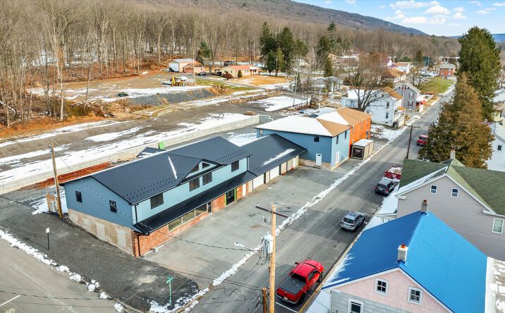 Pictures of Mixed Use, Multifamily, Retail, Self Storage property located at 101 E Colliery Ave, Tower City, PA 17980 for sales - image #1
