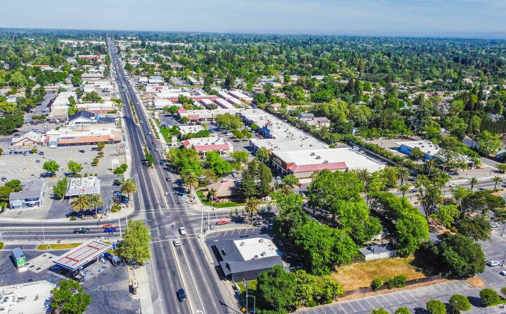 Pictures of Retail property located at 6400 Fair Oaks Blvd, Carmichael, CA 95608 for sales - image #1
