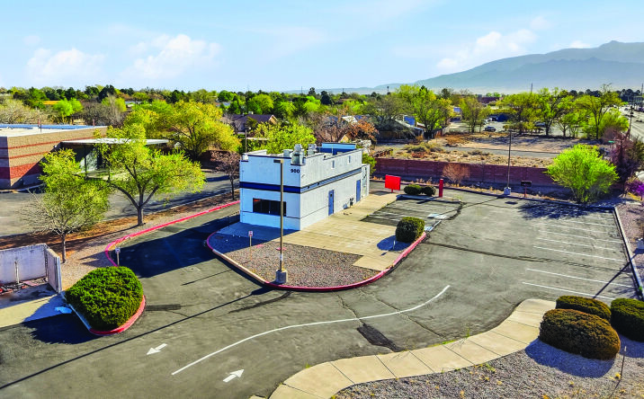 Pictures of Retail property located at 900 36th Place, Rio Rancho, NM 87124 for sales - image #1