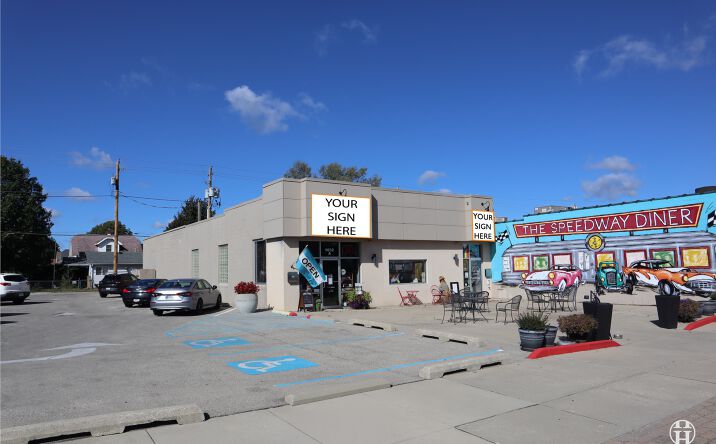 Pictures of Office, Retail property located at 1032 N Main St, Speedway, IN 46224 for sales - image #1