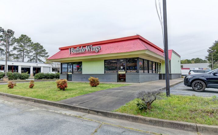 Pictures of Retail property located at 4111 Stone Mountain Hwy, Lilburn, GA 30047 for sales - image #1