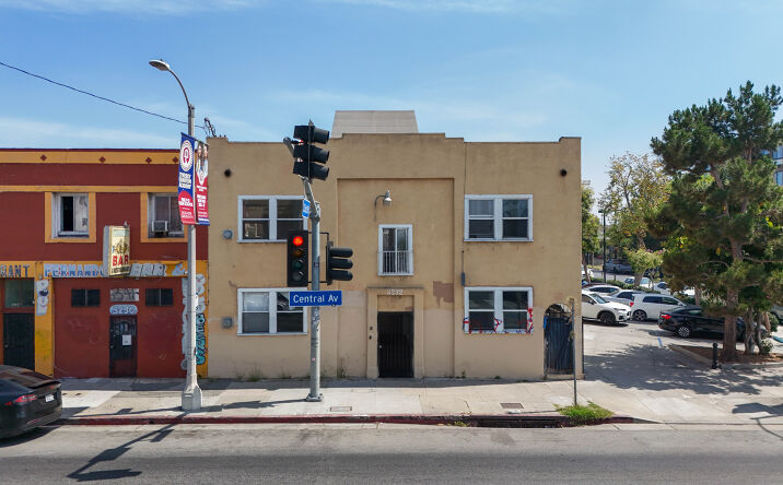 Pictures of Multifamily property located at 3232 S Central, Los Angeles, CA 90011 for sales - image #1