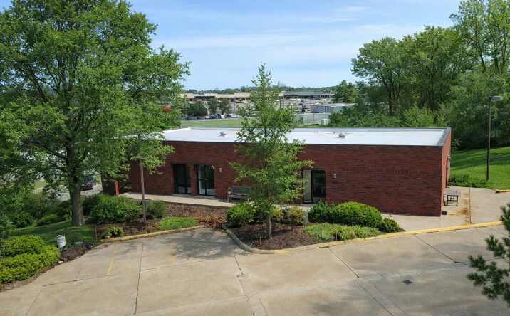 Pictures of Office property located at 1839 Pearl Rd, Brunswick, OH 44212 for sales - image #1