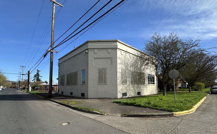 Pictures of Industrial property located at 975 Hemlock St, Longview, WA 98632 for sales - image #1