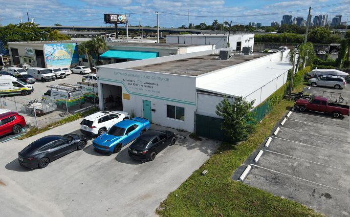 Pictures of Industrial property located at 340 SW 21st Terrace, Fort Lauderdale, FL 33312 for sales - image #1