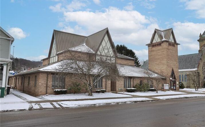 Pictures of Special Purpose property located at 1135 Buffalo Street, Franklin, PA 16323 for sales - image #1