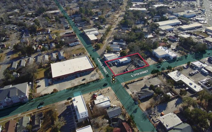 Pictures of Retail property located at 601 S 17th St, Wilmington, NC 28401 for sales - image #1
