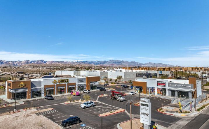 Pictures of Retail property located at 9375 S Rainbow Blvd, Las Vegas, NV 89139 for sales - image #1