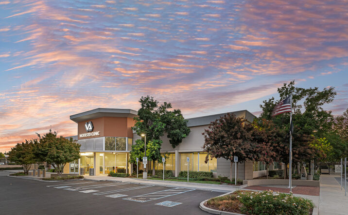 Pictures of Office, Retail property located at 1225 Oakdale Rd, Modesto, CA 95355 for sales - image #1