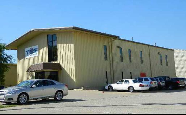 Pictures of Retail, Office property located at 6943 E 12th St, Tulsa, OK 74112 for sales - image #1