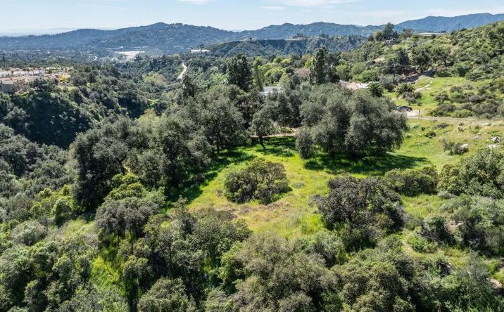 Pictures of Land property located at 4700 Rising Hill, Altadena, CA 91001 for sales - image #1