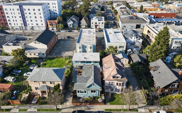 Pictures of Multifamily property located at 2045 Emerson St, Berkeley, CA 94703 for sales - image #1