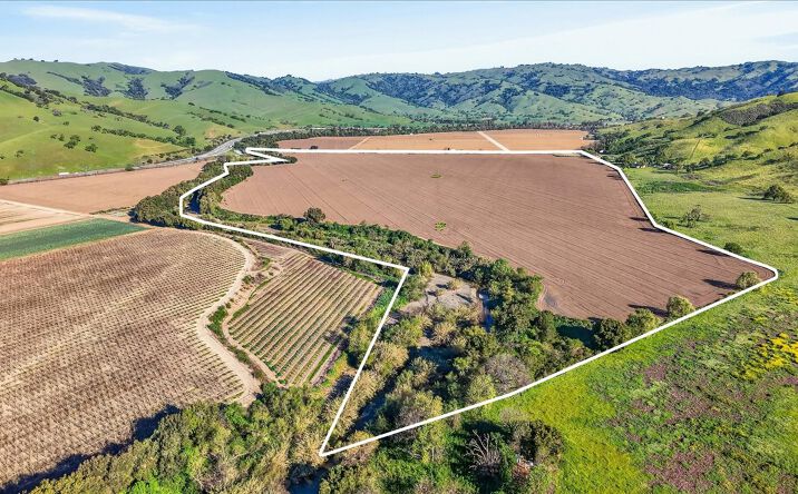 Pictures of Land property located at Walnut Ave, Hollister, CA 95023 for sales - image #1