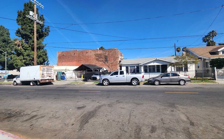 Pictures of Land, Mixed Use, Multifamily property located at 5436 SOUTH BROADWAY, Los Angeles, CA 90037 for sales - image #1