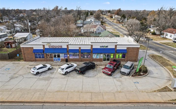 Pictures of Retail property located at 3637 N Pennsylvania A, Oklahoma City, OK 73112 for sales - image #1