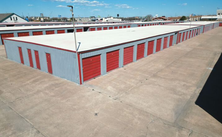 Pictures of Industrial, Self Storage property located at 6209 W Kellogg Dr, Wichita, KS 67209 for sales - image #1