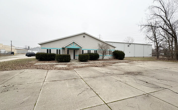 Pictures of Office, Industrial property located at 500 Commerce Dr, Lakeville, IN 46536 for sales - image #1