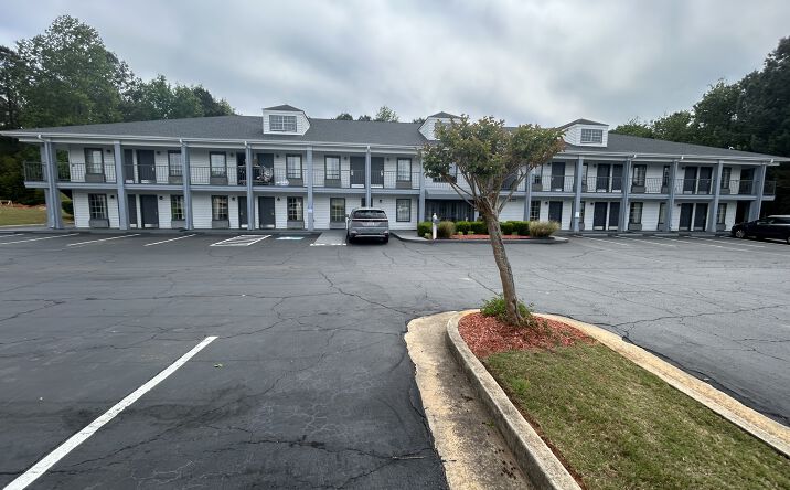 Pictures of Hospitality property located at 1010 us-19, Thomston, GA 30286 for sales - image #1
