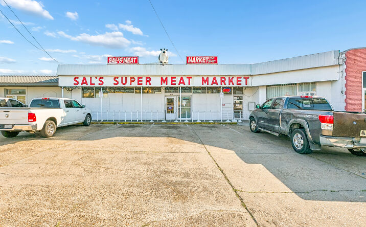 Pictures of Business for Sale, Retail property located at 1112 Stumpf Blvd, Gretna, LA 70053 for sales - image #1