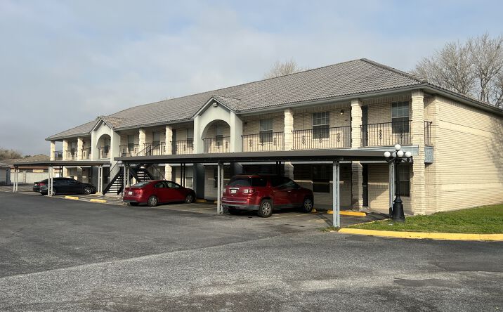 Pictures of Multifamily property located at 1901 Japonica Ave, McAllen, TX 78501 for sales - image #1