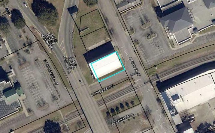 Pictures of Land property located at 204 S Ashley St, Valdosta, GA 31601 for sales - image #1