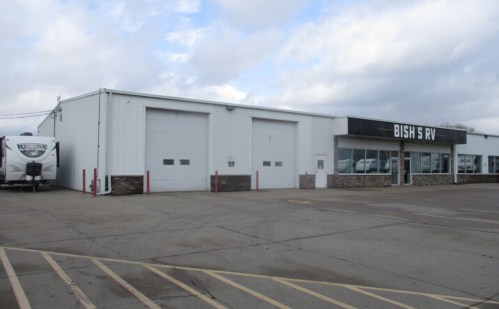 Pictures of Industrial property located at 1120 Fort Crook Rd S, Bellevue, NE 68005 for sales - image #1