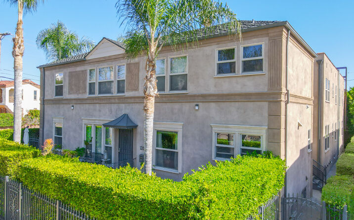 Pictures of Multifamily property located at 1202 Cochran Ave, Los Angeles, CA 90019 for sales - image #1
