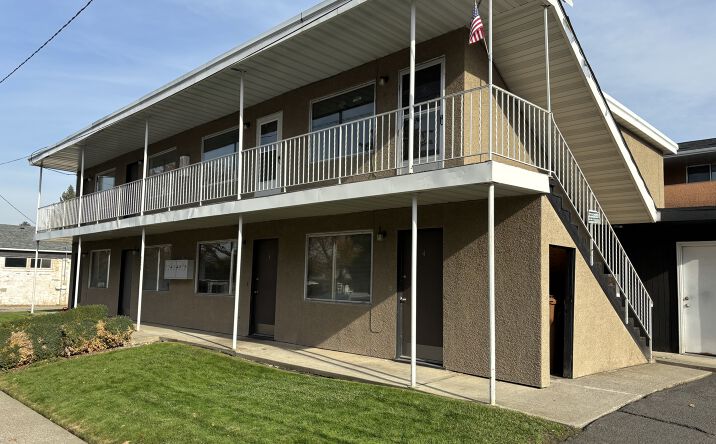 Pictures of Multifamily property located at 2626 N Hemlock St, Spokane, WA 99205 for sales - image #1