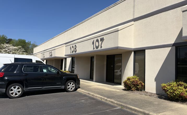 Pictures of Industrial property located at 4104 Holland Boulevard, Chesapeake, VA 23323 for sales - image #1