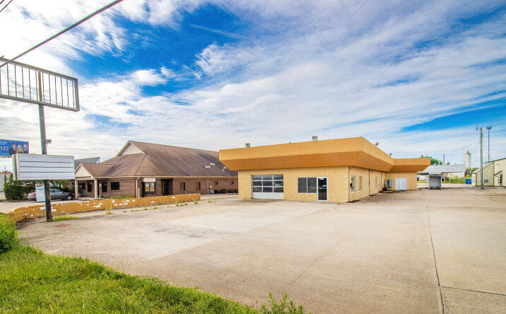Pictures of Mixed Use, Office, Retail property located at 4115 E Morgan Ave, Evansville, IN 47715 for sales - image #1