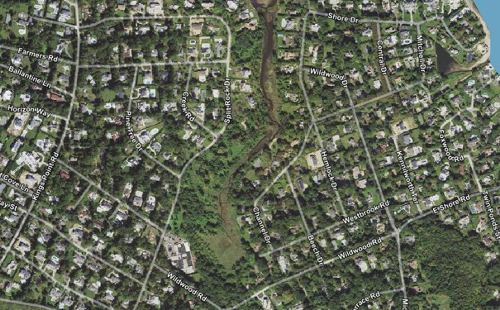 Pictures of Land property located at Split Rock Drive, Kings Point, NY 11024 for sales - image #1