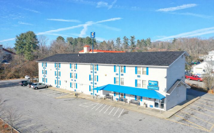 Pictures of Hospitality property located at 8 Crowell Rd, Asheville, NC 28806 for sales - image #1