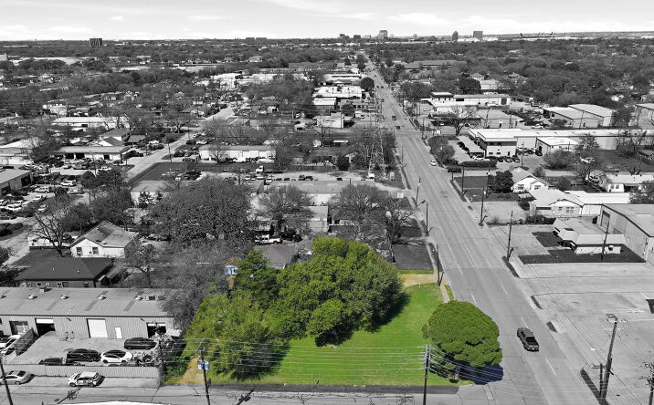 Pictures of Retail property located at 307 N Britain Rd, Irving, TX 75061 for sales - image #1