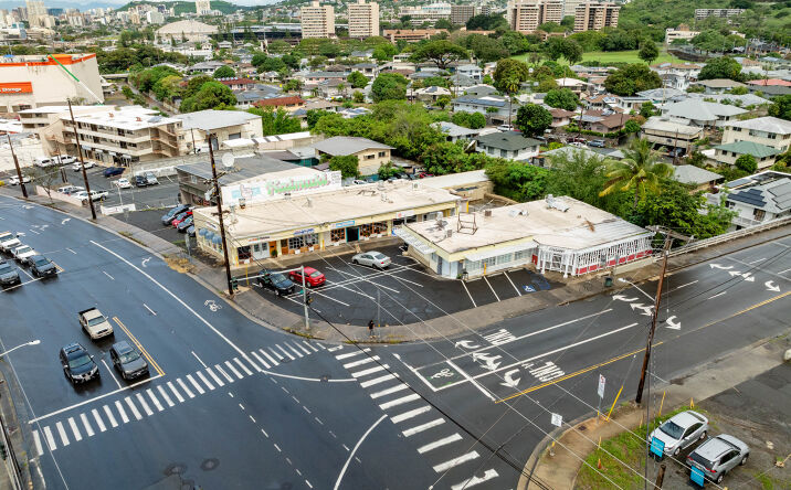 Pictures of Retail property located at 3036 Waialae Ave, Honolulu, HI 96816 for sales - image #1