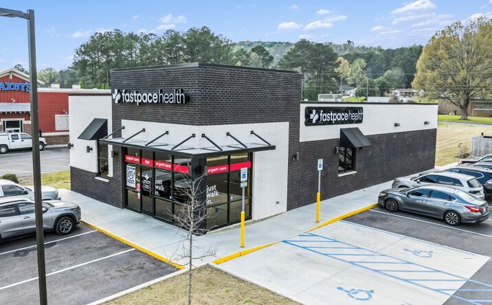 Pictures of Office, Retail property located at 998 2nd Ave E, Oneonta, AL 35121 for sales - image #1