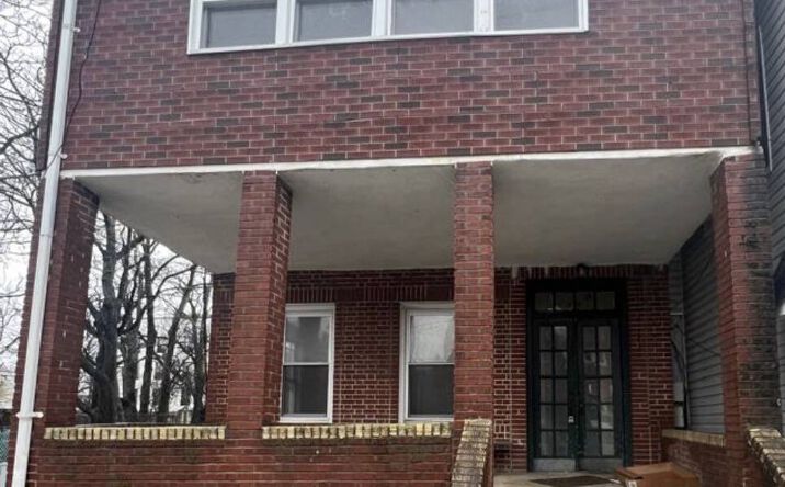 Pictures of Mixed Use property located at 854E 229th Street, Bronx, NY 10466 for sales - image #1