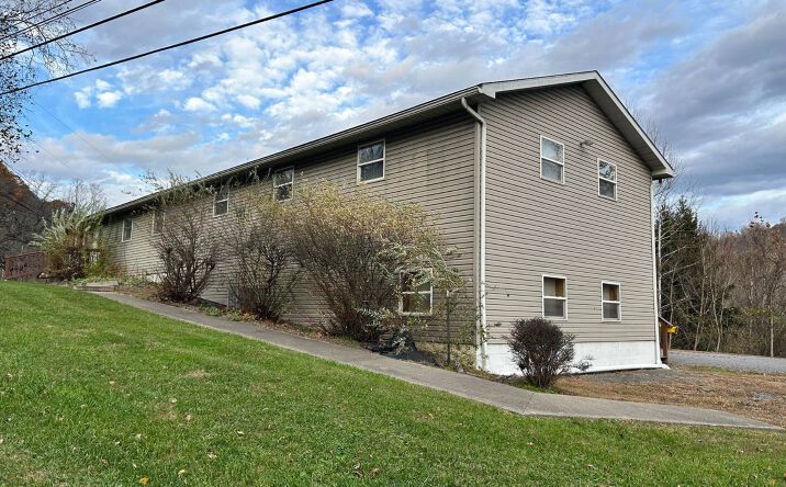 Pictures of Office property located at 22767 Veterans Memorial Highway, Kingwood, WV 26537 for sales - image #1
