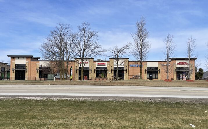 Pictures of Retail property located at W249N5245 Executive Dr, Sussex, WI 53089 for sales - image #1