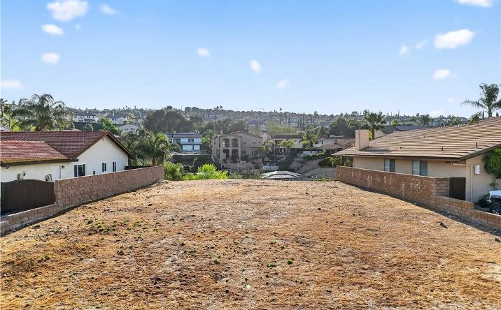 Pictures of Land property located at 21951 Stawberry, Canyon Lake, CA 92587 for sales - image #1